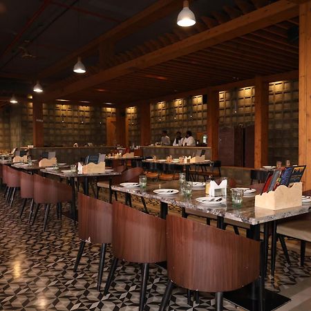 Afc Hotel Indore Ngoại thất bức ảnh