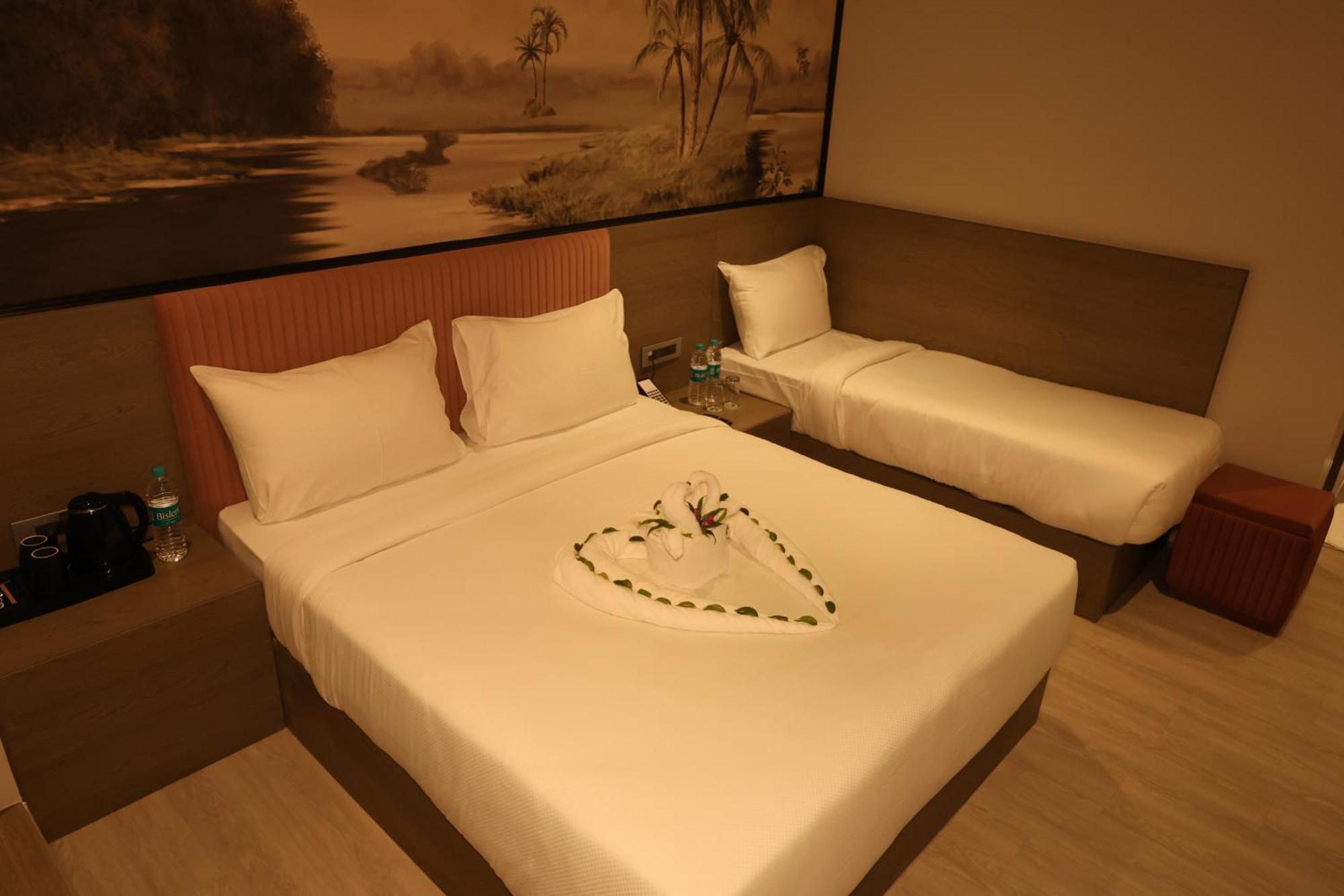 Afc Hotel Indore Ngoại thất bức ảnh